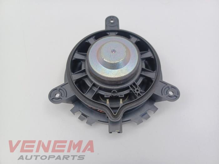 Högtalare från en Volvo V40 (MV) 2.0 T4 16V 2018