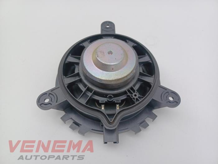 Högtalare från en Volvo V40 (MV) 2.0 T4 16V 2018