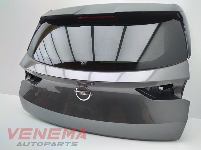 Achterklep van een Opel Grandland (X) 1.2 Turbo 12V 2020