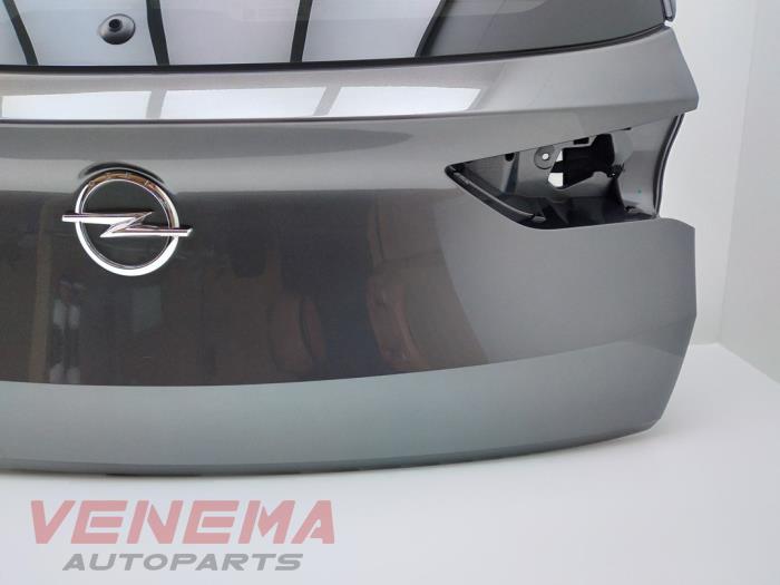 Achterklep van een Opel Grandland (X) 1.2 Turbo 12V 2020