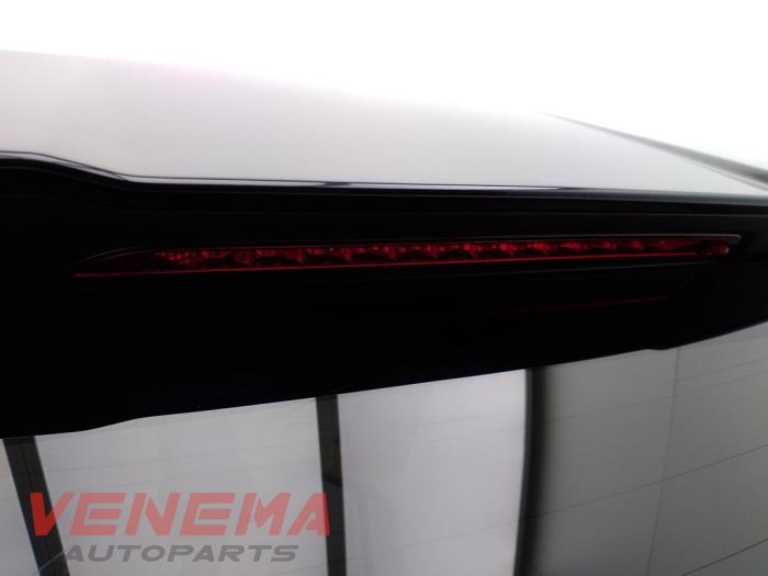 Achterklep van een Opel Grandland (X) 1.2 Turbo 12V 2020