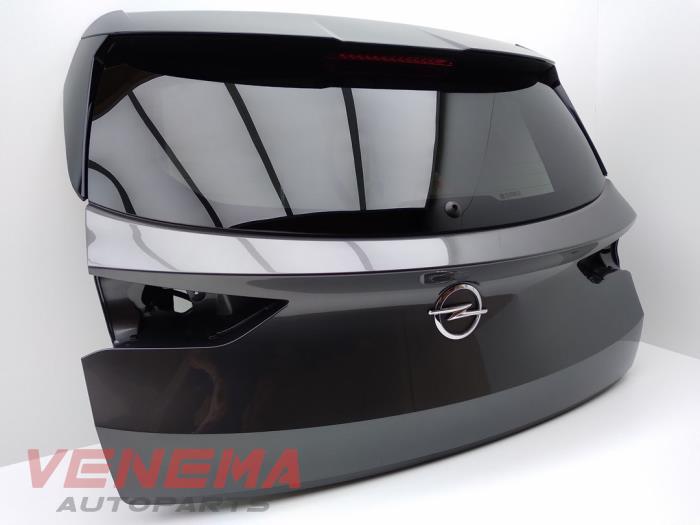 Achterklep van een Opel Grandland (X) 1.2 Turbo 12V 2020