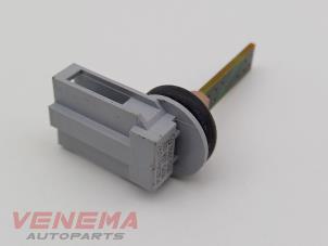 Begagnade Innetemperatursensor Seat Leon (KLB) 1.5 TSI 16V Pris € 9,99 Marginaltabell erbjuds av Venema Autoparts