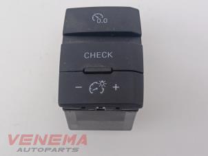 Gebruikte Cruise Control Bediening Audi A6 Avant (C6) 2.0 T FSI 16V Prijs € 14,99 Margeregeling aangeboden door Venema Autoparts