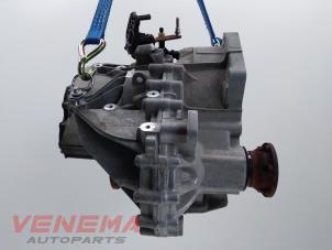 Używane Skrzynia biegów Seat Leon (KLB) 1.5 TSI 16V Cena € 999,99 Procedura marży oferowane przez Venema Autoparts