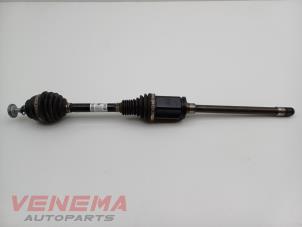 Begagnade Drivaxel, höger fram BMW 3 serie Touring (G21) 320e xDrive 2.0 TwinPower Turbo 16V Pris € 499,99 Marginaltabell erbjuds av Venema Autoparts