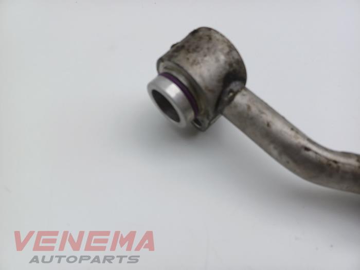 Luftkonditioneringsledning från en Audi A6 Avant (C6) 2.0 T FSI 16V 2009