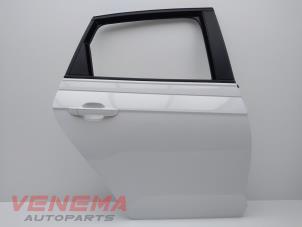 Gebruikte Portier 4Deurs rechts-achter Volkswagen Polo VI (AW1) 1.0 MPi 12V Prijs € 499,99 Margeregeling aangeboden door Venema Autoparts