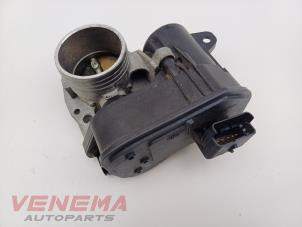Gebruikte Gasklephuis Opel Corsa F (UB/UH/UP) 1.2 12V 75 Prijs € 14,99 Margeregeling aangeboden door Venema Autoparts