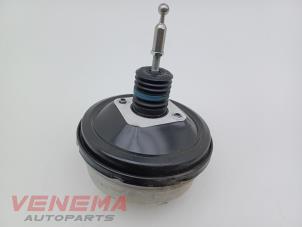 Begagnade Bromsservo Audi A4 Avant (B9) 2.0 35 TFSI Mild Hybrid 16V Pris € 89,99 Marginaltabell erbjuds av Venema Autoparts