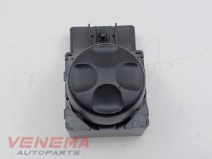 Gebruikte Stoelverstellings Schakelaar Alfa Romeo Stelvio (949) 2.0 T 16V Q4 Prijs € 29,99 Margeregeling aangeboden door Venema Autoparts
