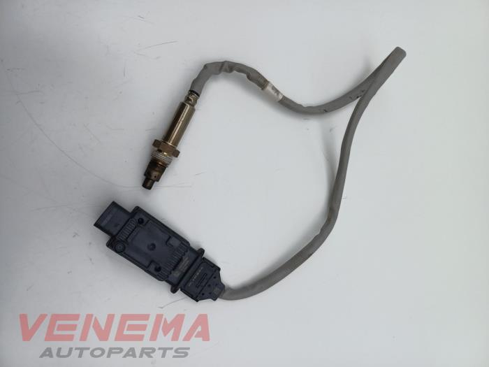 NOx-sensor från en Volkswagen Passat Variant (CJ5) 2.0 TDI 16V 2025
