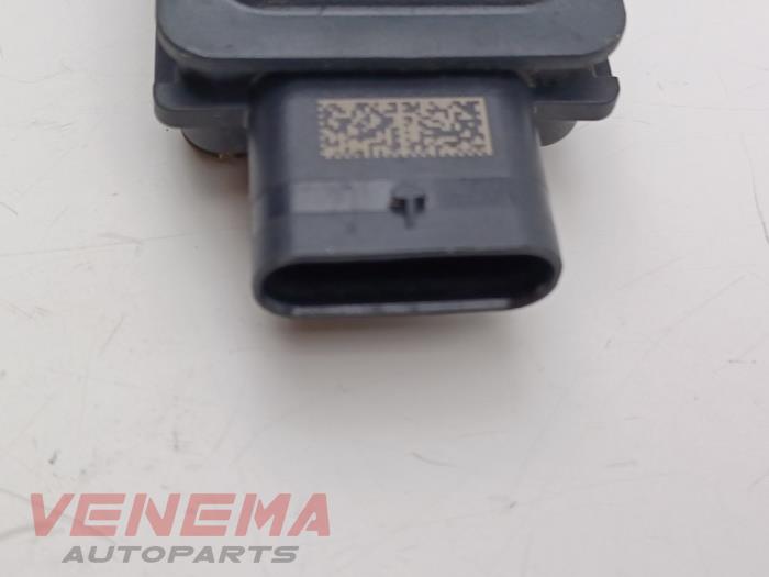 NOx-sensor från en Volkswagen Passat Variant (CJ5) 2.0 TDI 16V 2025