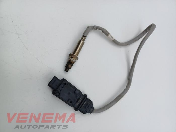 NOx-sensor från en Volkswagen Passat Variant (CJ5) 2.0 TDI 16V 2025