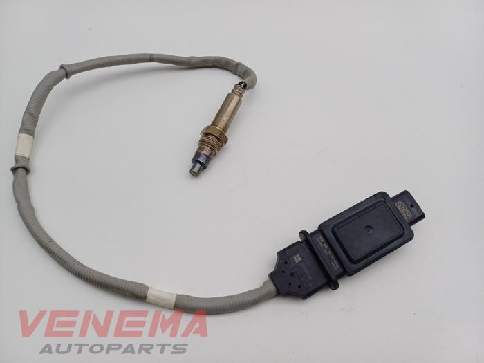 NOx-sensor från en Volkswagen Passat Variant (CJ5) 2.0 TDI 16V 2025