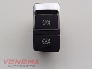 Gebruikte Schakelaar handrem Audi A7 Sportback (4GA/4GF) 3.0 TDI V6 24V Prijs € 14,99 Margeregeling aangeboden door Venema Autoparts