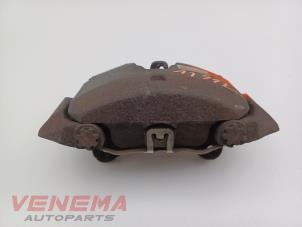 Gebruikte Remklauw (Tang) links-voor Audi A7 Sportback (4GA/4GF) 3.0 TDI V6 24V Prijs € 14,99 Margeregeling aangeboden door Venema Autoparts