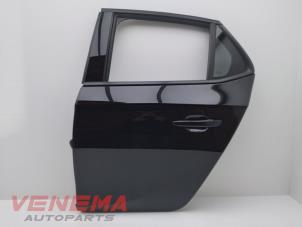 Begagnade Bakdörr, 4-dörrars, vänster Opel Corsa F (UB/UH/UP) 1.2 Turbo 12V 130 Pris € 399,99 Marginaltabell erbjuds av Venema Autoparts