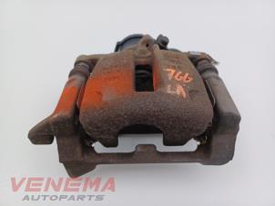 Gebruikte Remklauw (Tang) links-achter Audi A7 Sportback (4GA/4GF) 3.0 TDI V6 24V Prijs € 24,99 Margeregeling aangeboden door Venema Autoparts