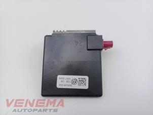 Gebruikte Antenne (diversen) Volkswagen Arteon Shooting Brake (3HAC) 2.0 TSI 16V Prijs € 9,99 Margeregeling aangeboden door Venema Autoparts