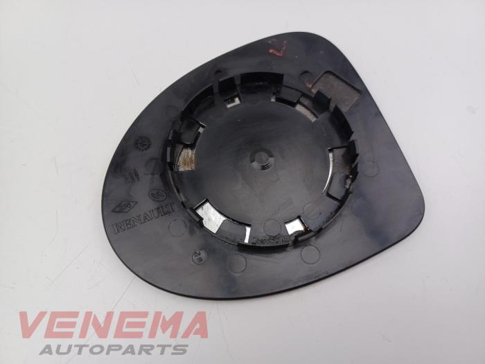 Spiegelglas rechts van een Renault Twingo 2010