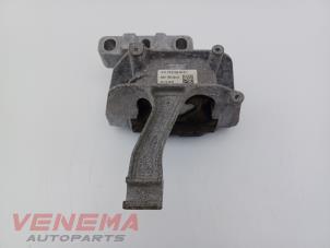 Używane Wspornik silnika Volkswagen Tiguan (AD1) 1.5 TSI 16V Evo BlueMotion Technology Cena € 29,99 Procedura marży oferowane przez Venema Autoparts