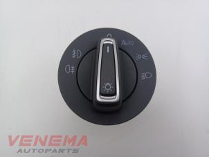 Begagnade Ljusbrytare Volkswagen T-Roc I 2.0 TSI 16V 4Motion Pris € 9,99 Marginaltabell erbjuds av Venema Autoparts