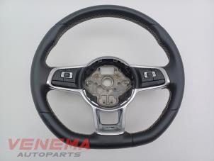 Gebruikte Stuurwiel Volkswagen T-Roc I 2.0 TSI 16V 4Motion Prijs € 299,99 Margeregeling aangeboden door Venema Autoparts