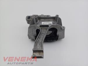 Gebruikte Motorsteun Volkswagen T-Roc I 2.0 TSI 16V 4Motion Prijs € 39,99 Margeregeling aangeboden door Venema Autoparts