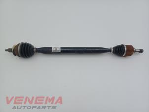 Begagnade Drivaxel, höger fram Volkswagen Polo VI (AW1) 1.0 TSI 12V Pris € 274,99 Marginaltabell erbjuds av Venema Autoparts