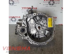 Gebruikte Versnellingsbak Renault Megane II (BM/CM) 1.9 dCi 120 Prijs € 99,99 Margeregeling aangeboden door Venema Autoparts
