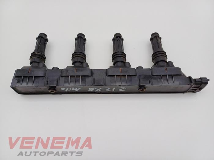 Bobine van een Opel Agila (A) 1.2 16V 2004