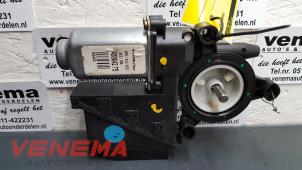 Begagnade Motor, dörrfönster Volkswagen Polo IV (9N1/2/3) 1.2 Pris € 24,95 Marginaltabell erbjuds av Venema Autoparts