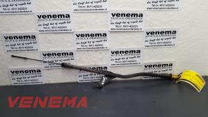 Begagnade Oljemätsticka Ford Focus 2 1.6 TDCi 16V 110 Pris € 10,95 Marginaltabell erbjuds av Venema Autoparts