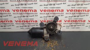 Begagnade Främre torkarmotor Kia Rio (DC12) 1.5 16V Pris € 18,99 Marginaltabell erbjuds av Venema Autoparts