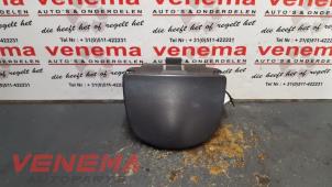 Gebruikte Asbak voor Peugeot 206 (2A/C/H/J/S) 1.4 XR,XS,XT,Gentry Prijs € 15,00 Margeregeling aangeboden door Venema Autoparts