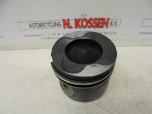 Używane Tlok BMW X6 Cena na żądanie oferowane przez N Kossen Autorecycling BV