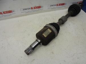 Gebruikte Steekas links-voor Chrysler Voyager Prijs op aanvraag aangeboden door N Kossen Autorecycling BV