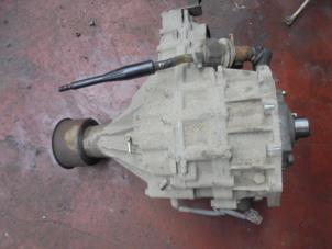 Begagnade Fördelningslåda 4x4 Nissan Terrano II (R20/TR50) 2.7 TDi Pris på förfrågan erbjuds av N Kossen Autorecycling BV