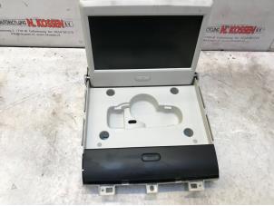 Gebruikte DVD scherm Chrysler Voyager Prijs op aanvraag aangeboden door N Kossen Autorecycling BV