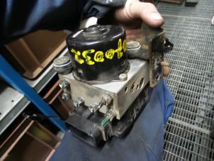 Gebruikte ABS Computer Renault Twingo (C06) 1.2 Prijs op aanvraag aangeboden door N Kossen Autorecycling BV