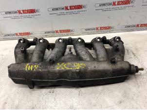 Begagnade Insugsrör Volvo XC90 Pris på förfrågan erbjuds av N Kossen Autorecycling BV