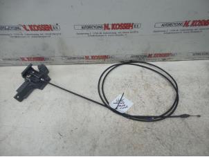 Begagnade Motorhuvsspak Ford Ranger 2.2 TDCi 16V Pris på förfrågan erbjuds av N Kossen Autorecycling BV