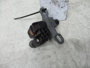 Begagnade Vevaxelsensor Ford Ranger Pris på förfrågan erbjuds av N Kossen Autorecycling BV