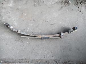 Gebruikte Bladveer achter Kia Pregio (TB) 2.5 TCi Prijs op aanvraag aangeboden door N Kossen Autorecycling BV