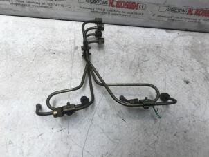 Begagnade Bränsleledningsset Hyundai H100 Pris på förfrågan erbjuds av N Kossen Autorecycling BV