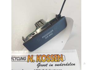 Używane Kontrolka poduszki powietrznej Nissan Navara Cena na żądanie oferowane przez N Kossen Autorecycling BV