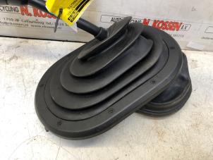 Begagnade Växelspaksskydd Jeep Wrangler Unlimited (JK) 2.8 CRD 4x4 Pris på förfrågan erbjuds av N Kossen Autorecycling BV