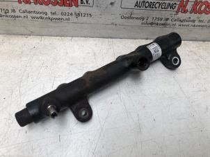 Używane Listwa wtryskowa Peugeot Boxer (U9) 2.0 BlueHDi 110 Cena na żądanie oferowane przez N Kossen Autorecycling BV