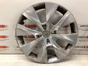 Begagnade Hjulskydd (reserv) Peugeot 208 I (CA/CC/CK/CL) 1.0 Vti 12V PureTech Pris på förfrågan erbjuds av N Kossen Autorecycling BV